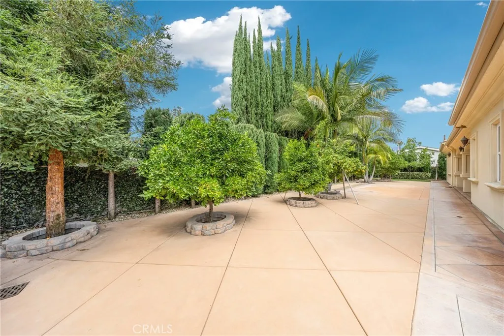 main property photo 64