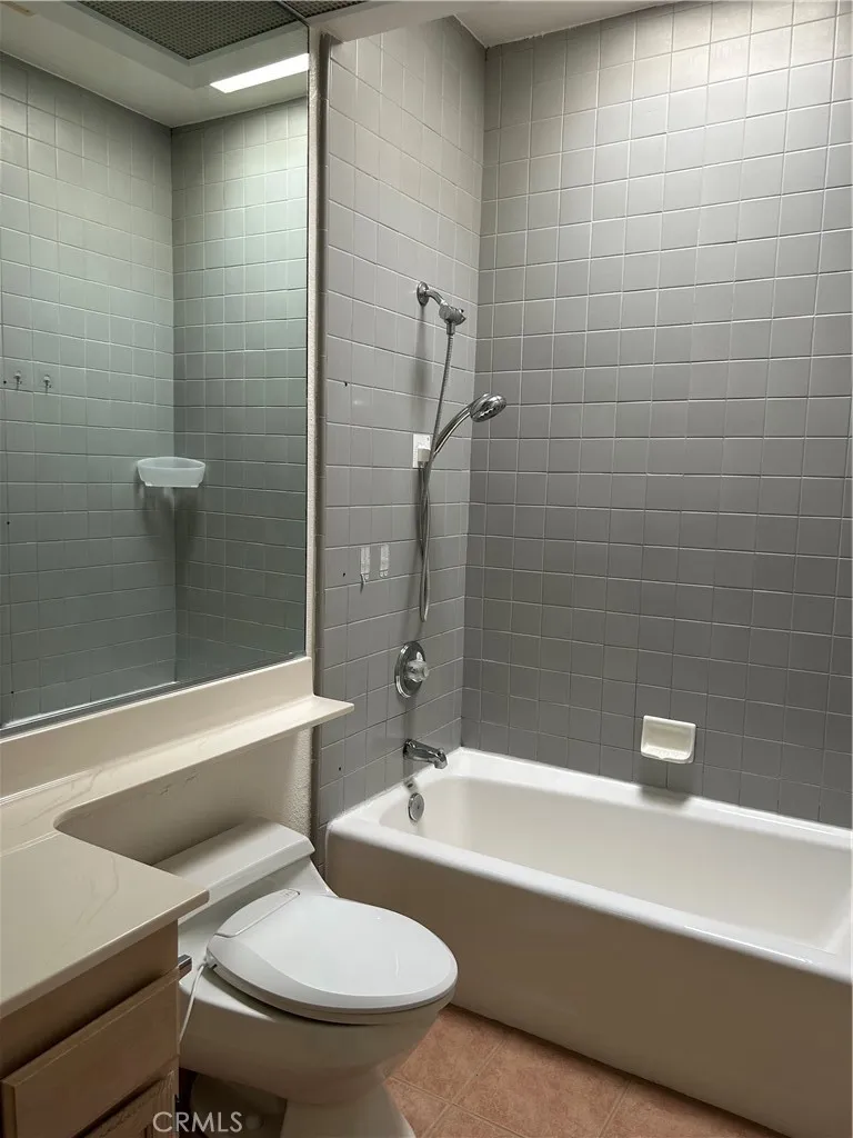 property viewer photo 11