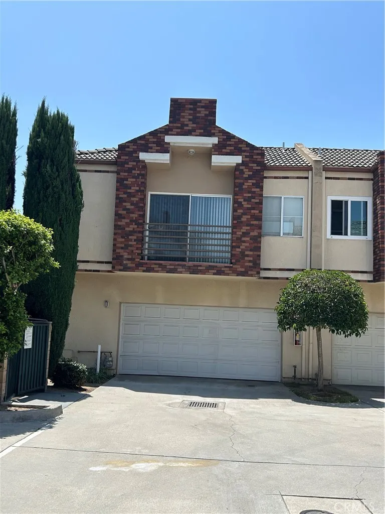 property viewer photo 18