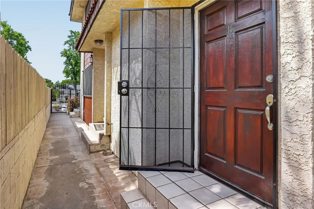 main property photo 31