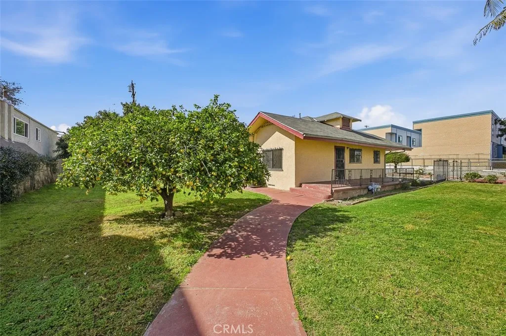 main property photo 4