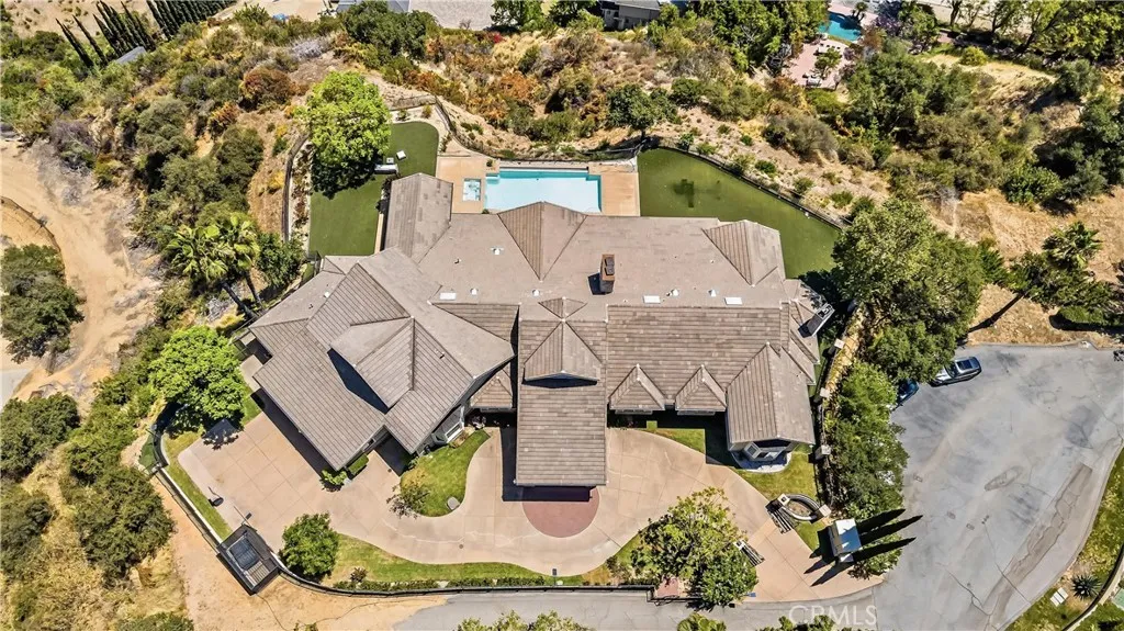 main property photo 63
