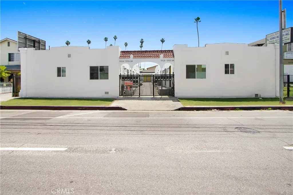 main property photo 8