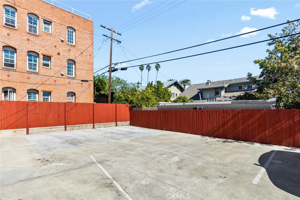 main property photo 51
