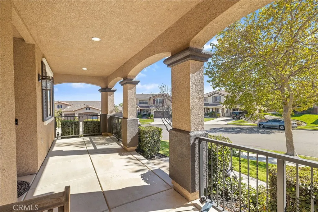main property photo 9