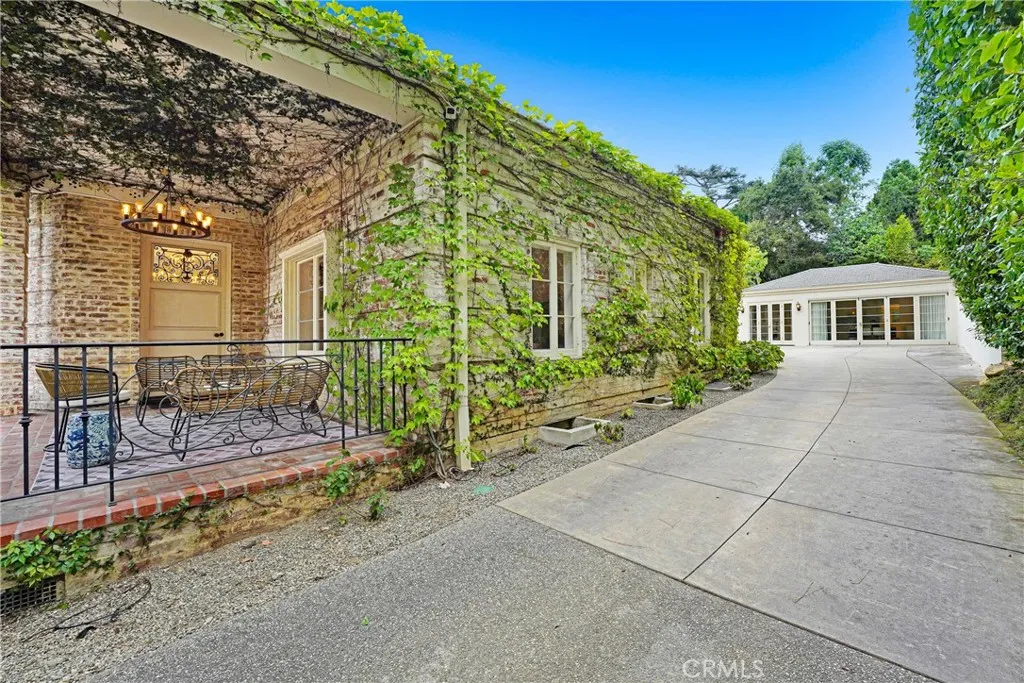 main property photo 54