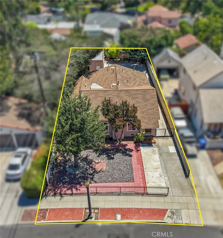 main property photo 35