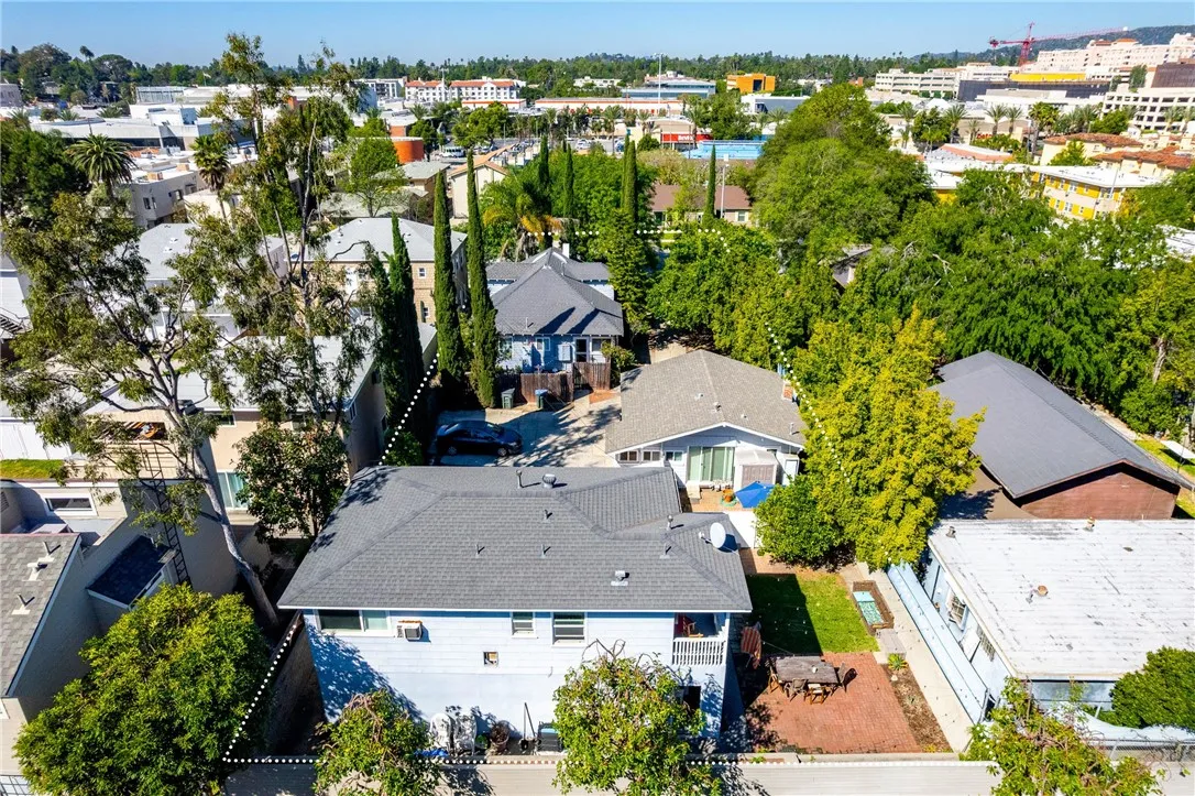 main property photo 26