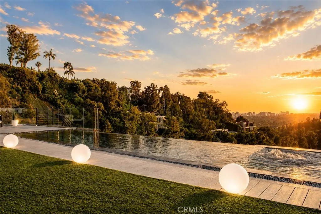 main property photo 67