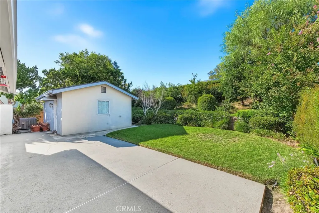 main property photo 50