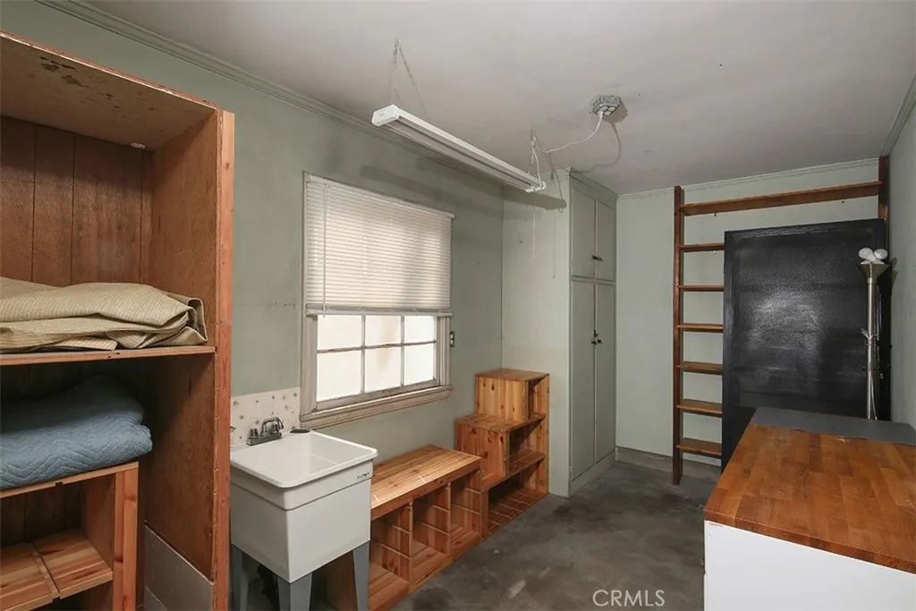 main property photo 68
