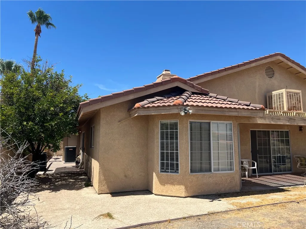 main property photo 23