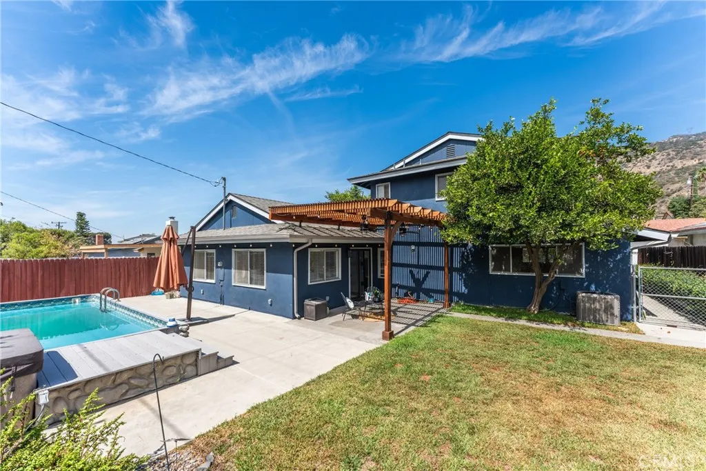 main property photo 39