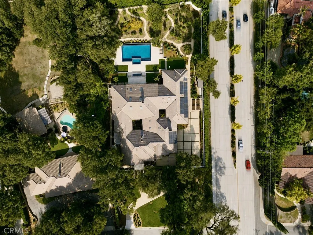 main property photo 57