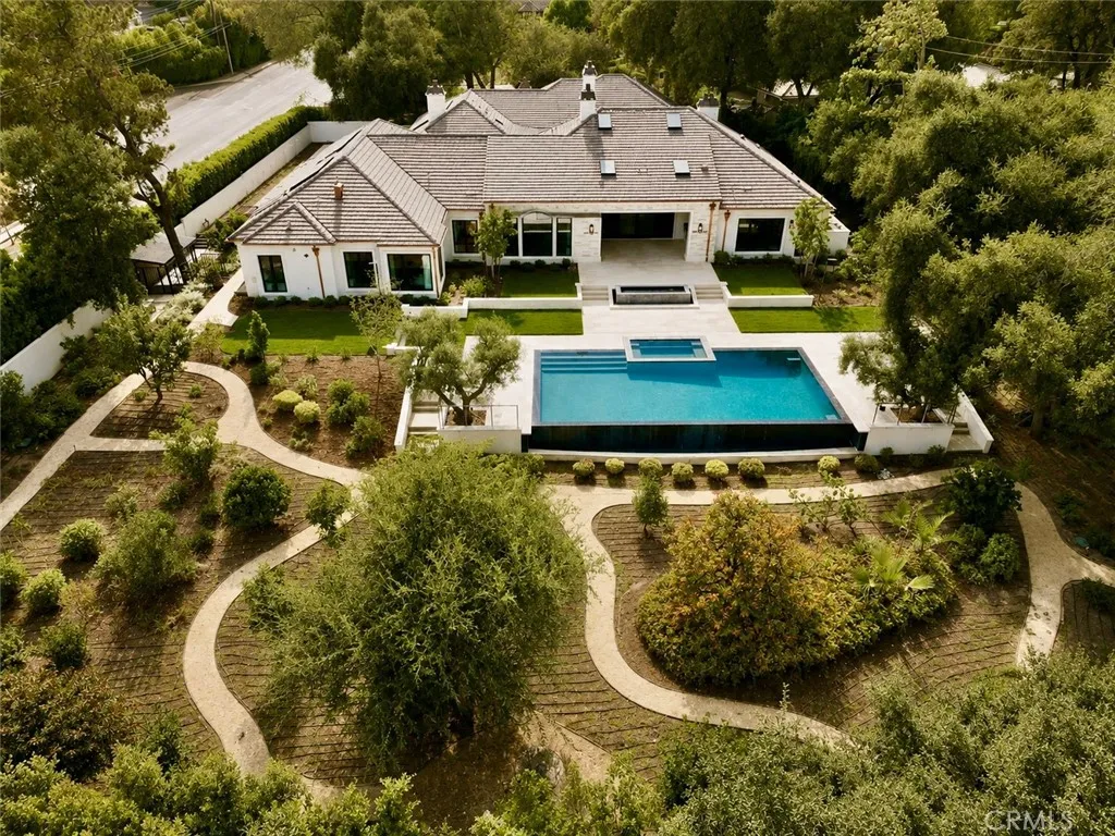 main property photo 60