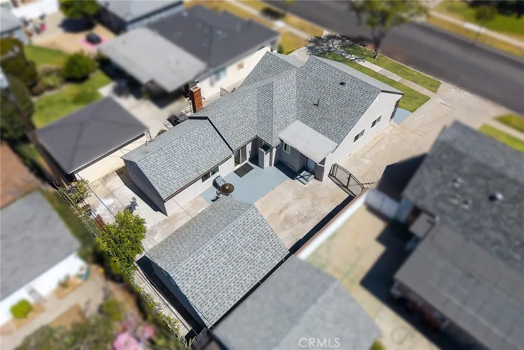 main property photo 89