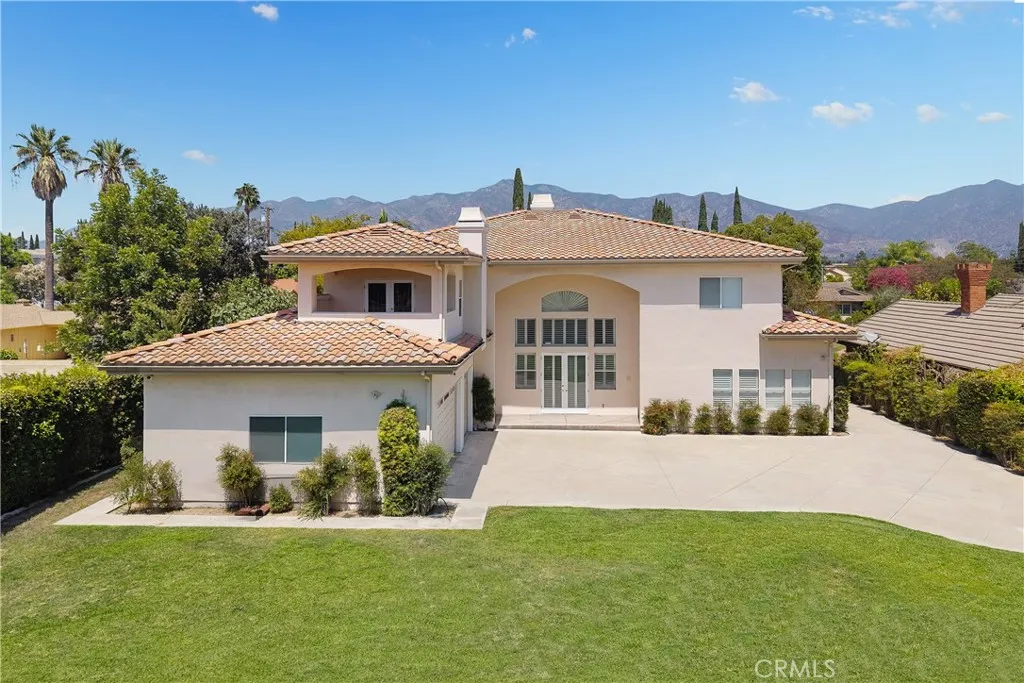 main property photo 50
