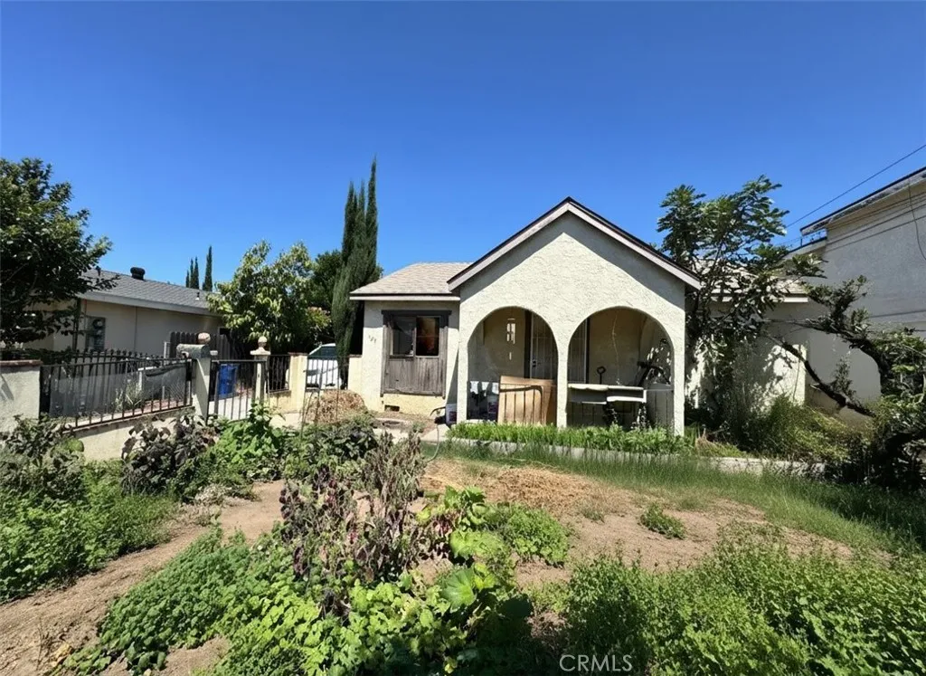 main property photo 2