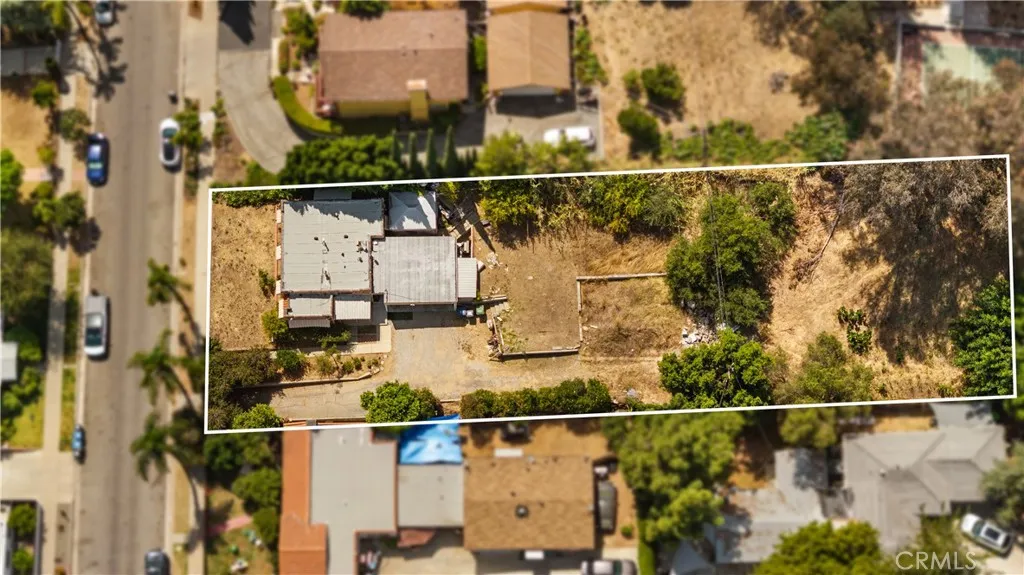 main property photo 14