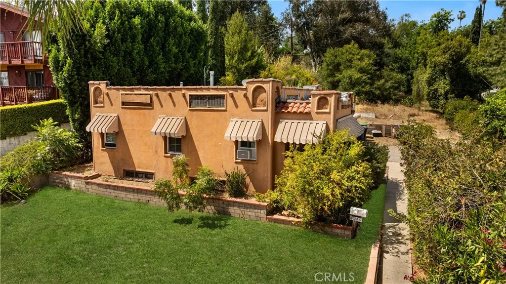 main property photo 21