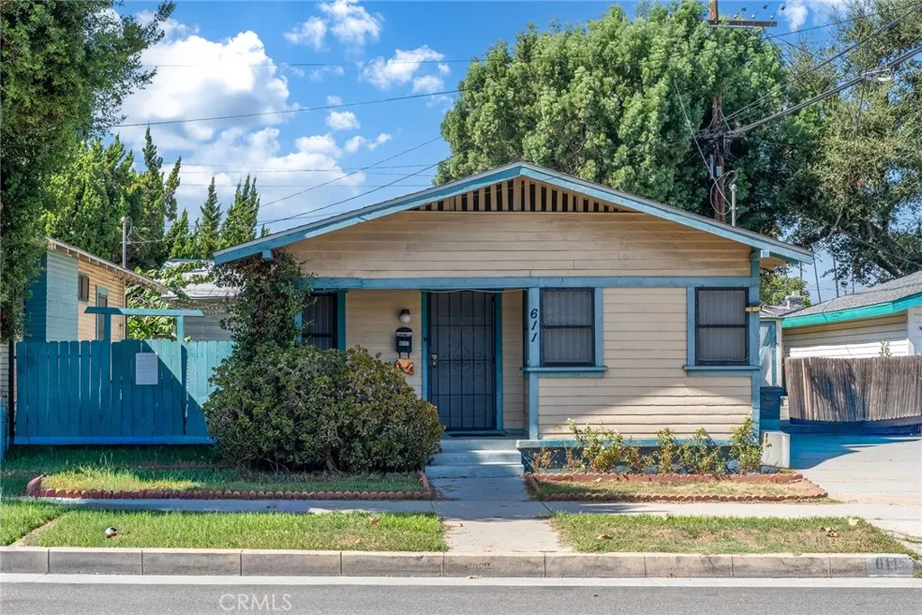 main property photo 14