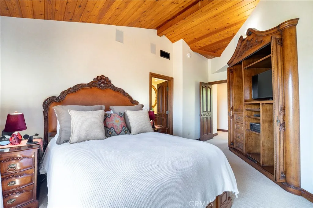 main property photo 51