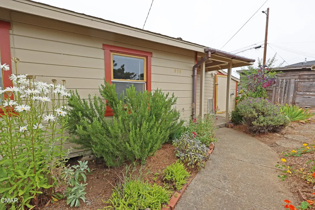 main property photo 42
