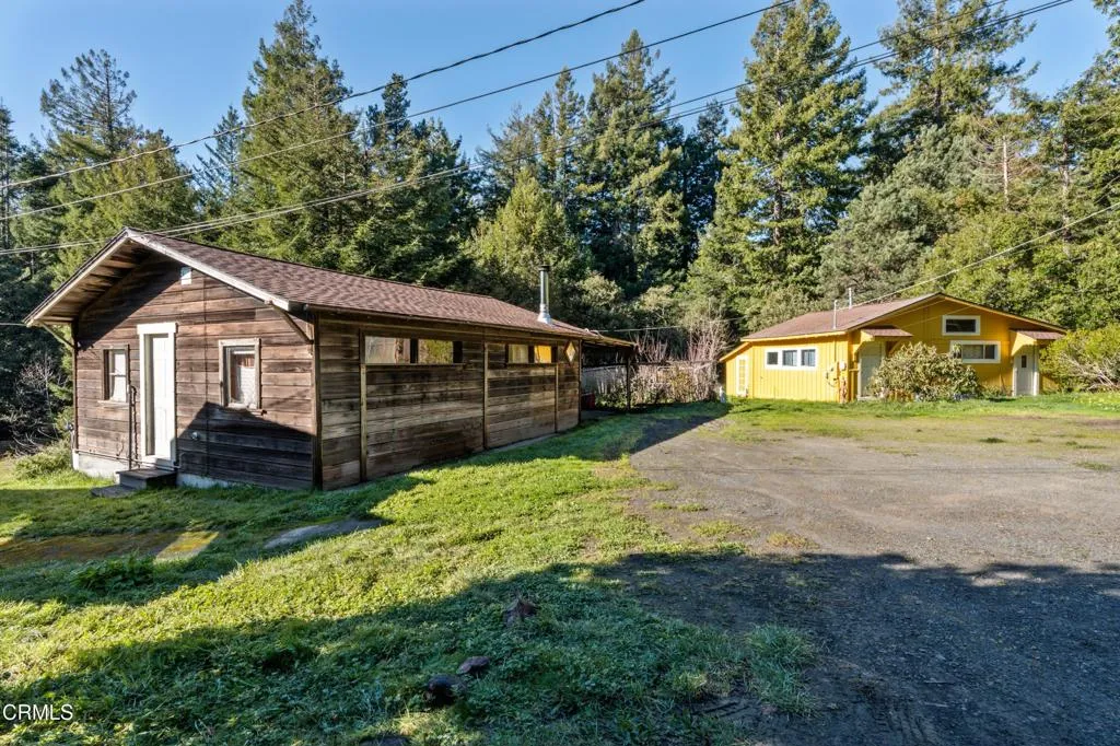 main property photo 36