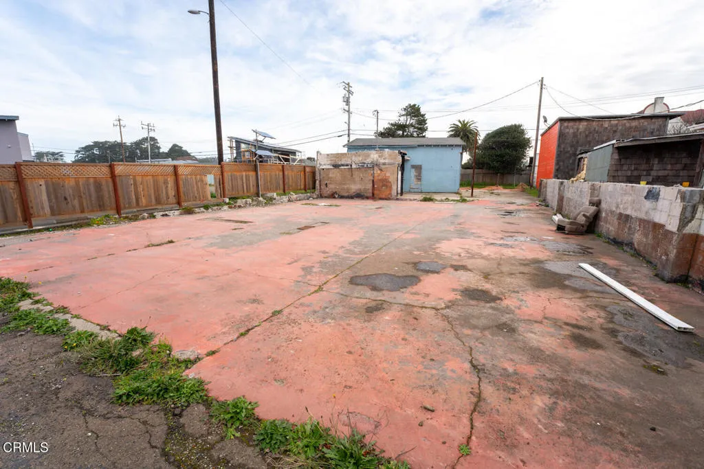 main property photo 4
