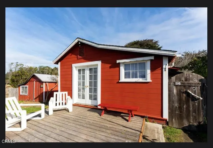 main property photo 17