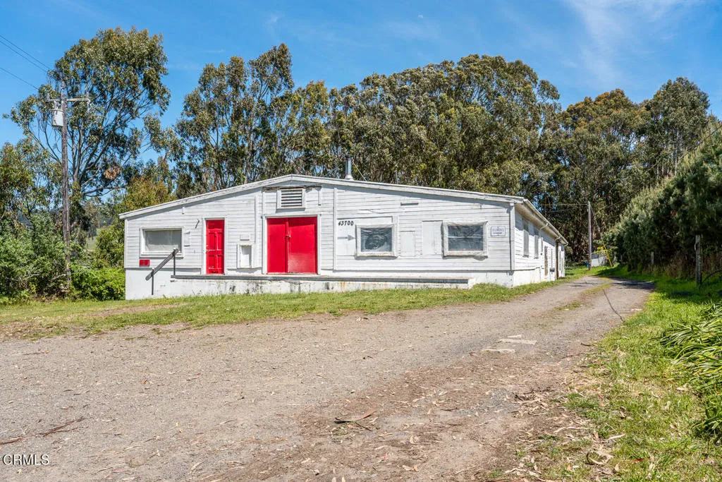 main property photo 24