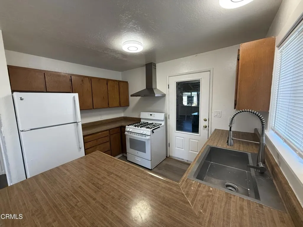 main property photo 61