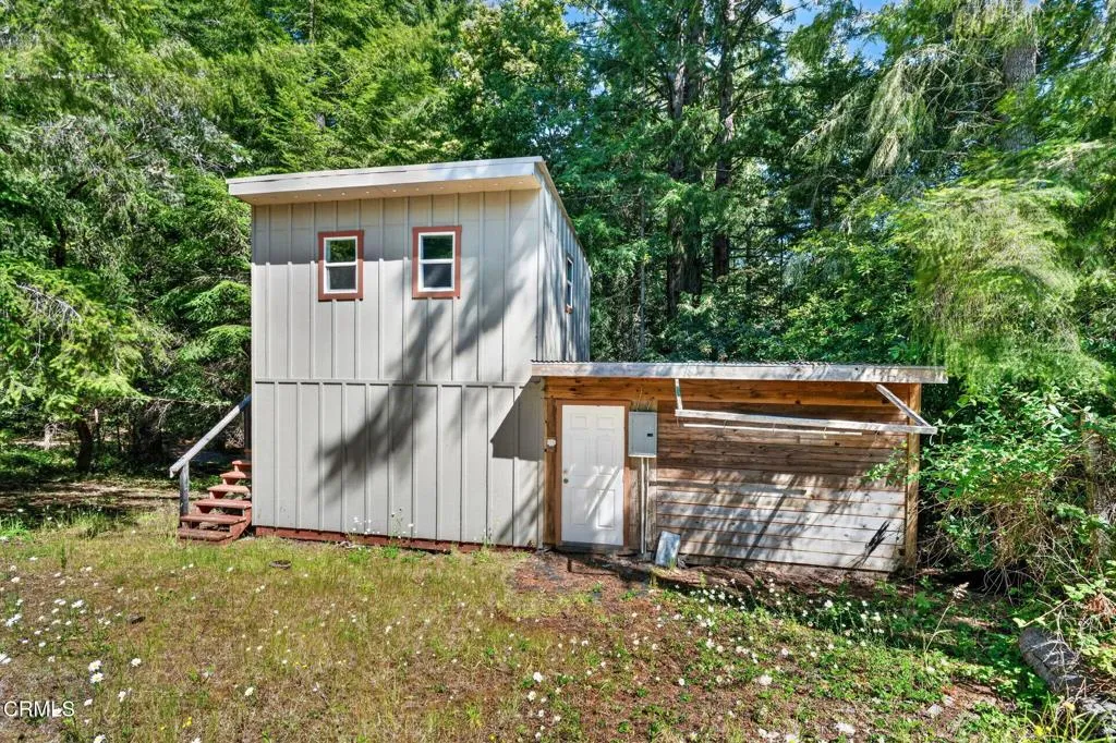 main property photo 42