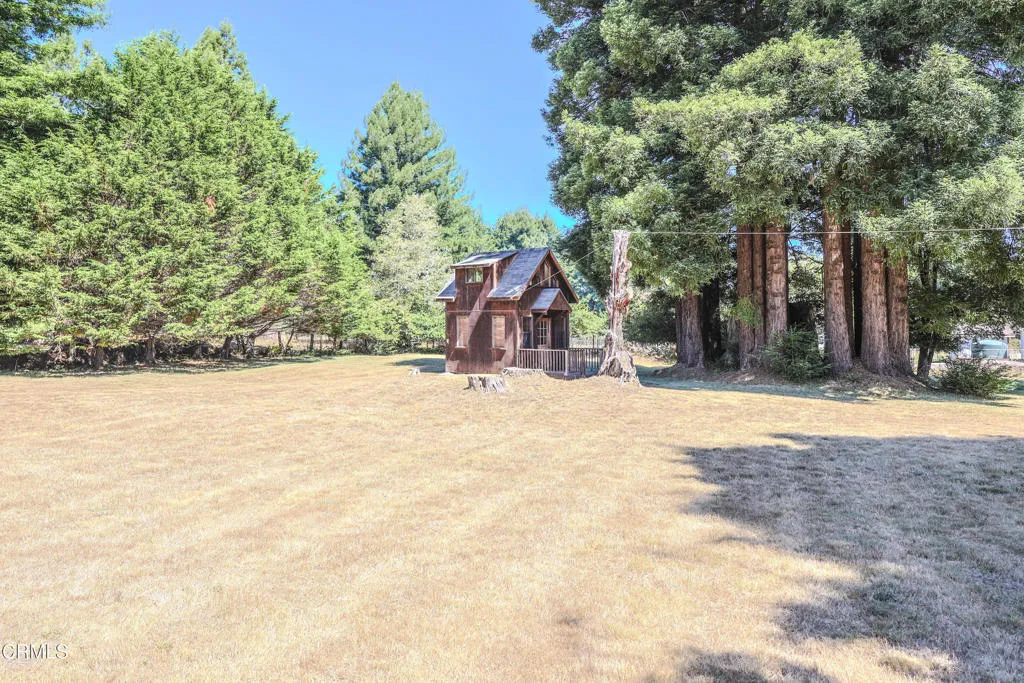 main property photo 28