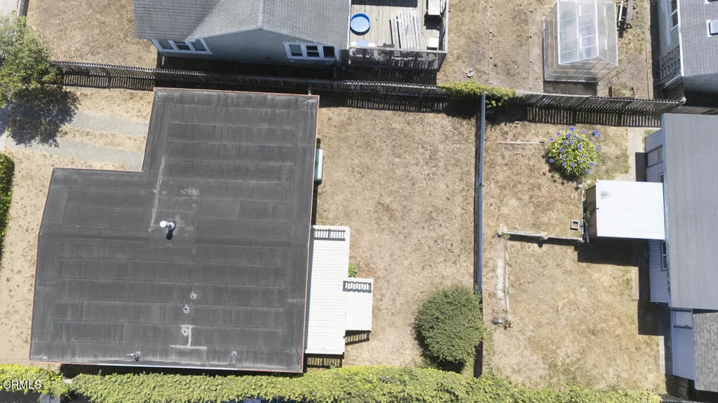 main property photo 18