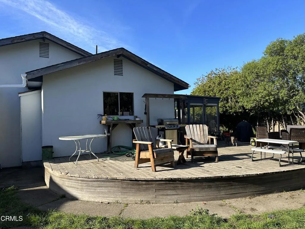 main property photo 28