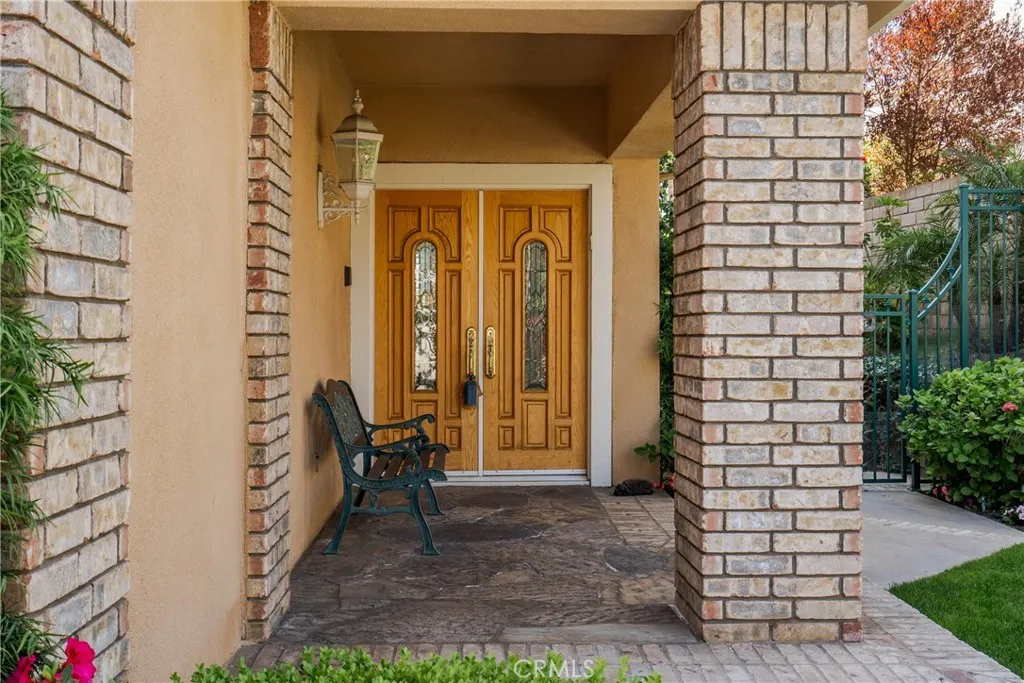 property viewer photo 3