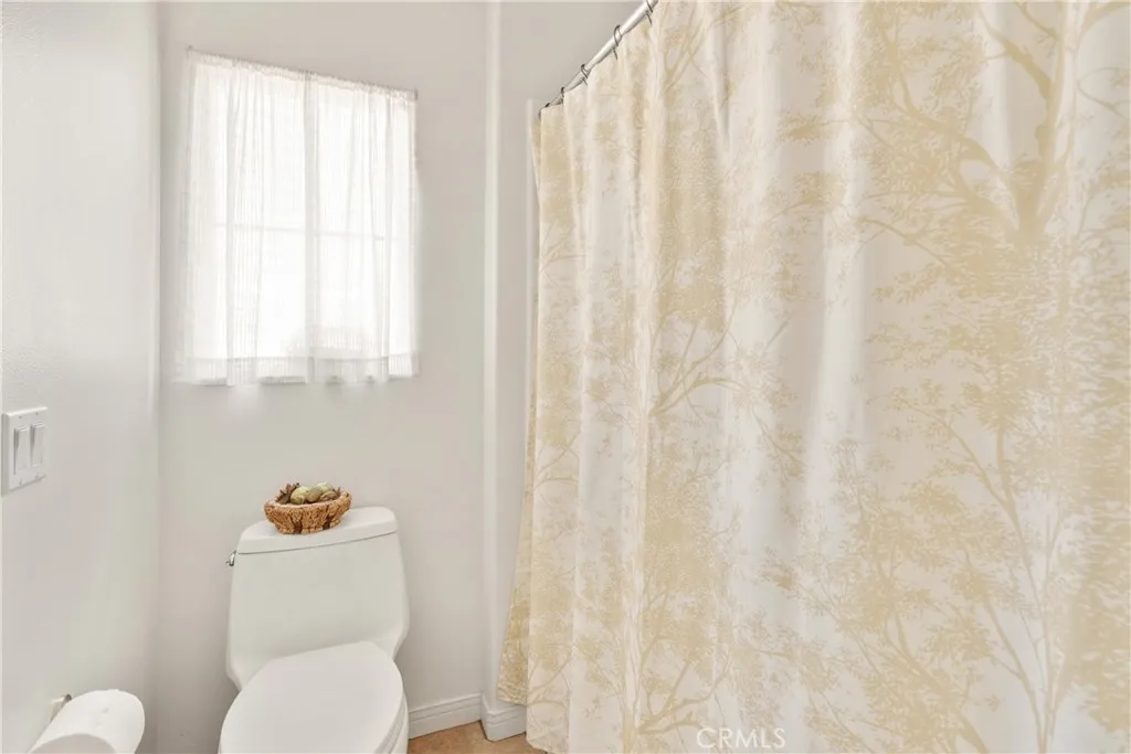 property viewer photo 43