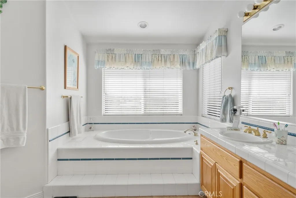 property viewer photo 56