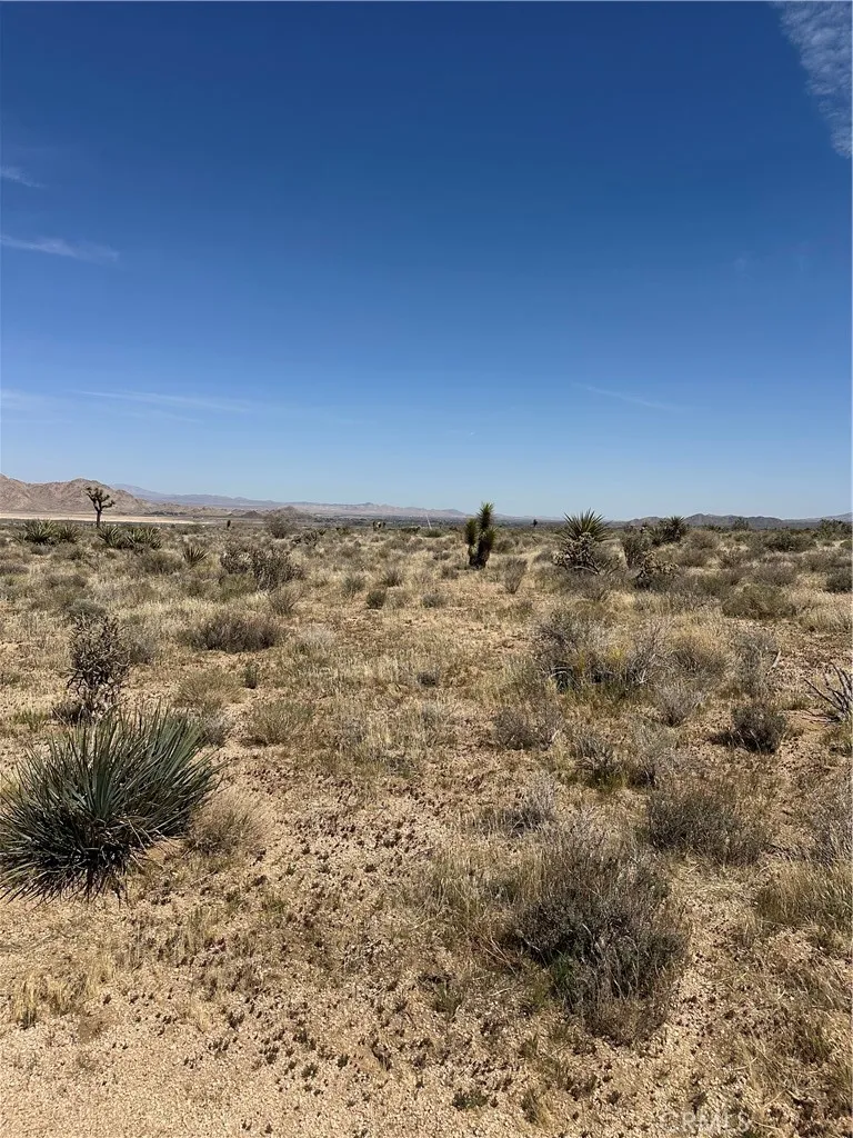 main property photo 11