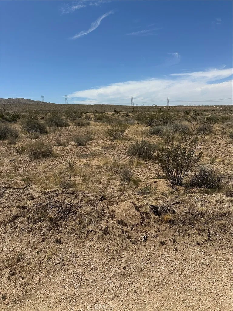 main property photo 12