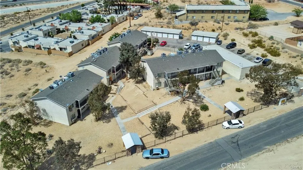 main property photo 16
