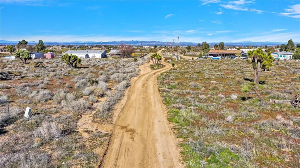 main property photo 10