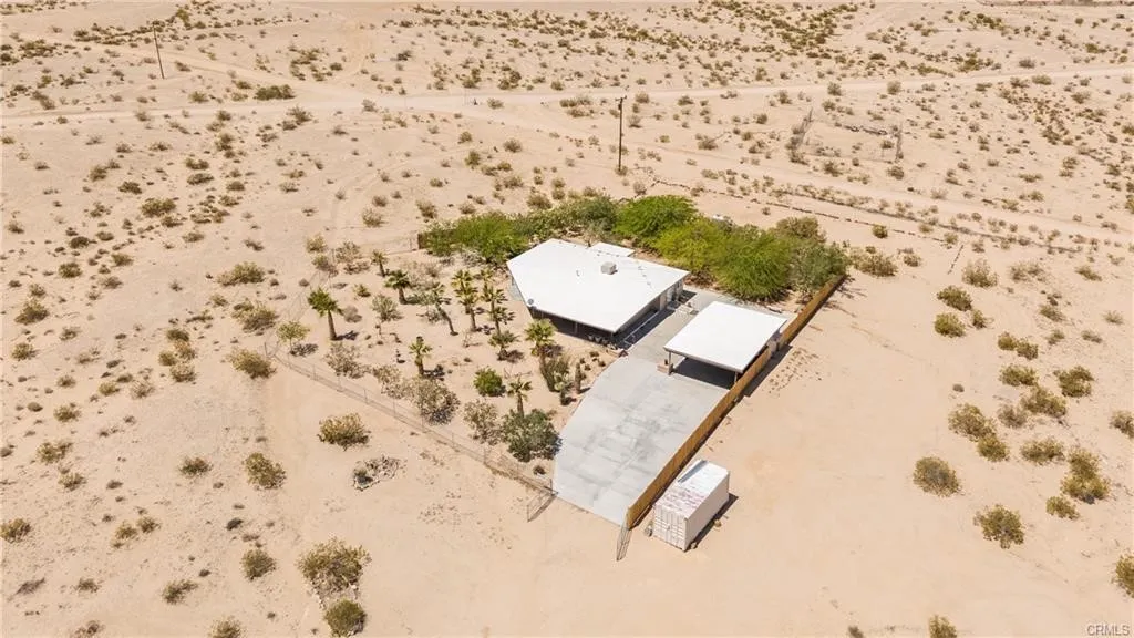 main property photo 29