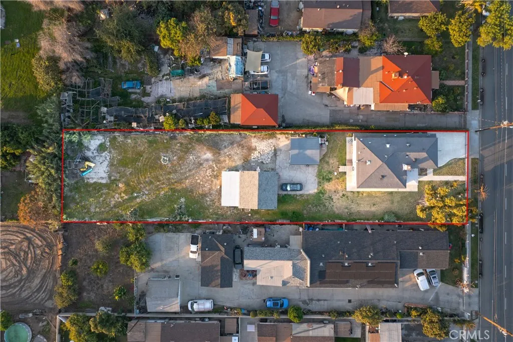 main property photo 8
