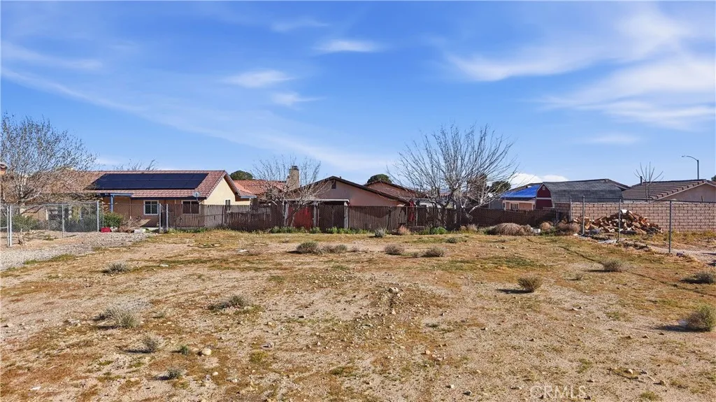 main property photo 10