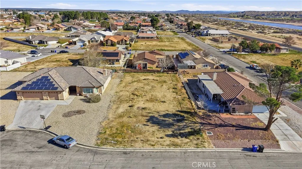 main property photo 9