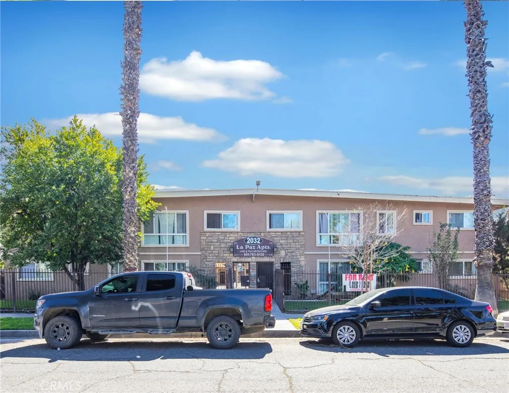 main property photo 5