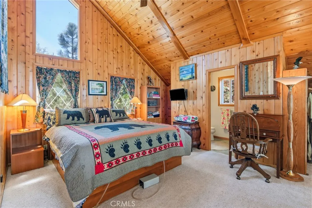 main property photo 20