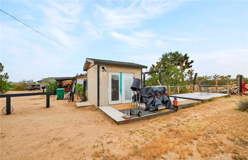 main property photo 29